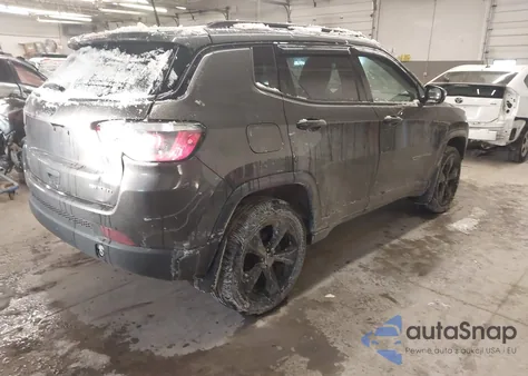 2018 Jeep Compass Sport 4X4 z USA, uszkodzony, nr VIN 3C4NJDAB2JT200764